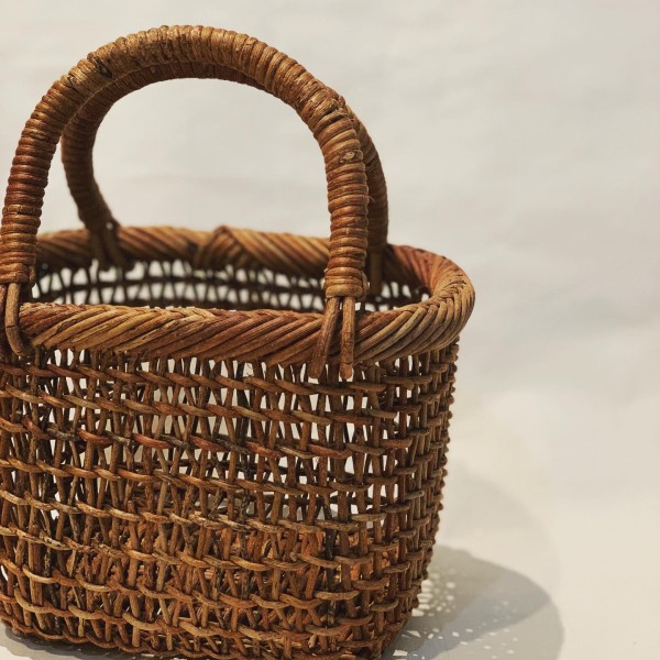 594F2558-2502-4B8D-824D-9098598A5094